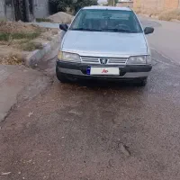 پژو 405نقره ای