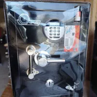 پخش گاوصندوق ارتفاع ۶۰ رمز دار با طبقه متحرک