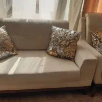 مبلمان|مبلمان خانگی و میز عسلی|شاهین‌شهر, حافظ جنوبی|دیوار