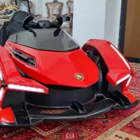 ماشین شارژی در حد نو موزیکال|اسباببازی|شاهینشهر, شهرک گلدیس|دیوار