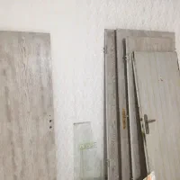 درب چوبی|مصالح و تجهیزات ساختمان|هشتگرد, فاز ۱ مهستان|دیوار