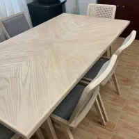 میز ناهار خوری و صندلی