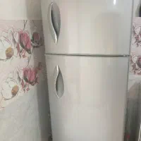 یخچال بالا فریزر پایین سردخونه