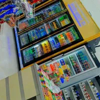 نیازمند فروشنده جهت کار در هایپر مارکت
