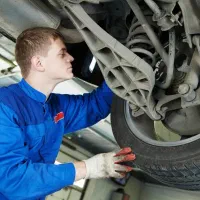 استخدام نیرو آشنا به فیلمبرداری از ماشین