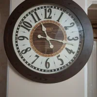 ساعت دیواری قطر 60 در حد نو