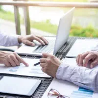 مدیریت و مشاوره مالی و مالیاتی