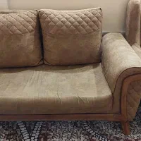 مبلمان هفت نفره و گل میز و میز عسلی