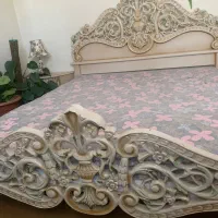 تختخواب دونفره به همراه تشک وعسلی ها