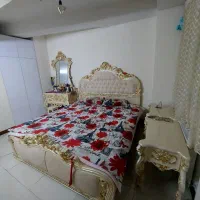 سرویس خواب و آیینه و کنسول و جا کفشی