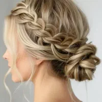 مدل شینیون|خدمات آرایشگری و زیبایی|اراک, |دیوار