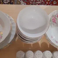 چینی طرح گل ارکیده ۱۲نفره قیمت مناسب|ظروف سرو و پذیرایی|خرم‌آباد, |دیوار