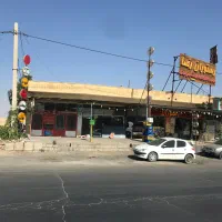 مغازه  خیابان اصلی مورچه خورت