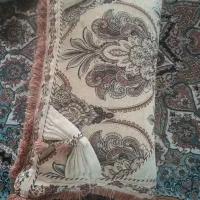 بالش و پشتی