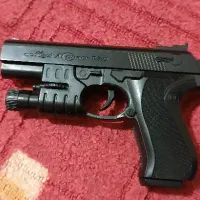 تفنگ ساچمه ای لیزر دار