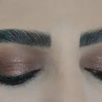 میکاپ کار