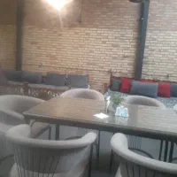 کباب زن و کمک اشپز