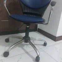 صندلی اهرم دار کار کرده