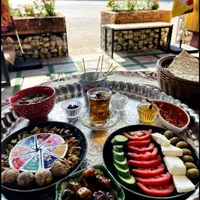 فروش کافه صبحونه خوری با تمام امکانات