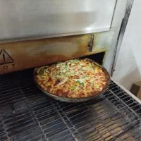 کارگر ساده آقا متاهل سن،25تا35سال جهت فست فود