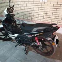موتور هرم اسپید مدل ۱۴۰۲ کم کار|موتورسیکلت|اصفهان, باغ کاران|دیوار