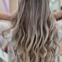 مدل برای رنگ مو و کراتین بوتاکس