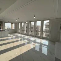 ولیعصر/پنتهاوس/۵۵۰ متر/اعیانی/۸ پارکینگ