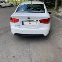 کیا سراتو آپشنال ۹۶ فول ۲۰۰۰|خودرو سواری و وانت|تهران, درختی|دیوار