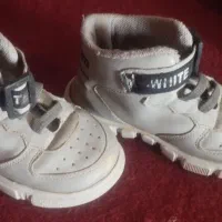 فروش کفش بچگانه ب شرط نو بودن