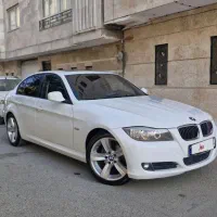 بی ام و 320 LCI