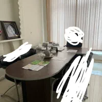 میز مدیریت و کنفرانس دفتر کار