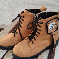 نیم بوت|کیف، کفش، کمربند|بهارستان, |دیوار