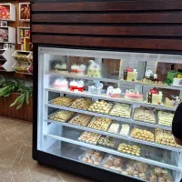 کار در قنادی وردست