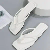 دمپایی مدل اویسا عمده کفش کتونی صندل