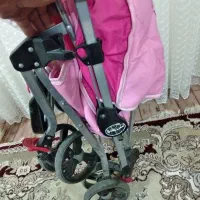 کالسکه کودک درحدنوکاملا سالم