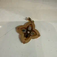 مقداری طلای در حد نو|جواهرات|ایوان, |دیوار