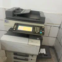 پرینتر، سیستم و میز اداری