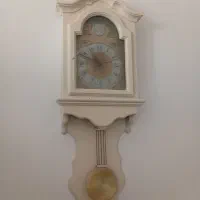 ساعت دیواری سفید