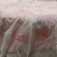 روتختی دو نفره ساتن و اورگانزا، گلدوزی دست‌ساز
