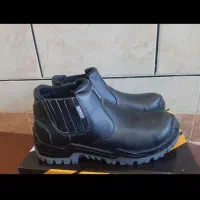 کفش ایمنی ساتر وبهشتیان