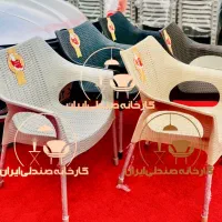 صندلی پلاستیکی طرح گل سرخ