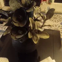 گلدان پتینه و گل