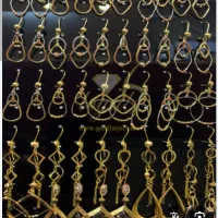 گوشواره با نگین قرمز