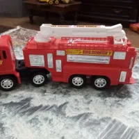 2 عدد عروسک و 6ماشین نو بفروش میرسد|اسباب‌‌بازی|مشهد, رضاشهر|دیوار