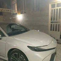 کمری 2025 هیبرید