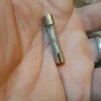 فیوز رادیو گرام ۵گرم واکنش بدنیست ۱۳