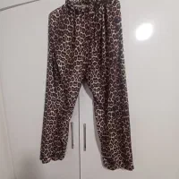 تعدادی لباس