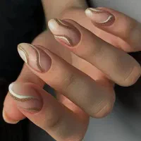 آموزش کاشت ناخن و کفسابی پا