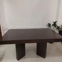 میز چوبی
