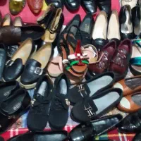 کفش و کیف و کوله های زنانه در سهند فاز دوم